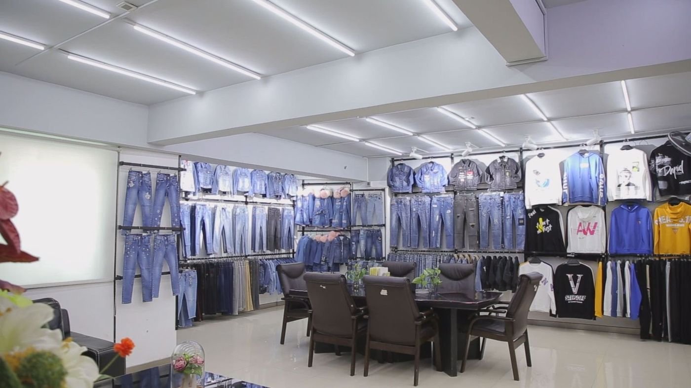 DUOCAIYEARS showroom